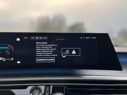 Photo 12 Peugeot 5008  Hybrid 136ch Allure e-DCS6