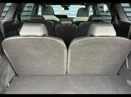 Photo 5 Peugeot 5008  Hybrid 136ch Allure e-DCS6