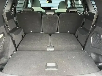 Photo 6 Peugeot 5008  Hybrid 136ch Allure e-DCS6