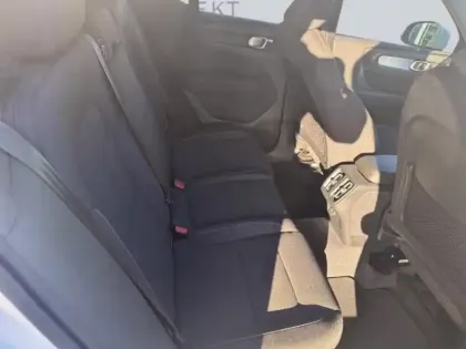 Photo 9 Volvo Xc40  T3 163ch Momentum Business Geartronic 8