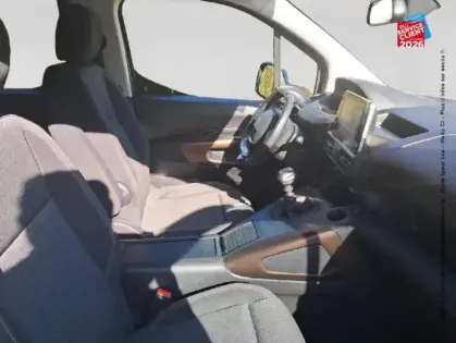 Photo 19 Peugeot Rifter  BlueHDi 130ch S&S Long GT Line