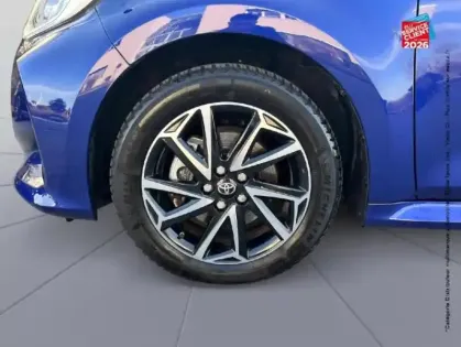 Photo 9 Toyota Yaris  116h Design 5p  Camera