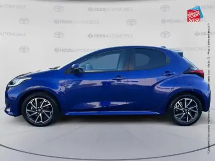 Photo 8 Toyota Yaris  116h Design 5p  Camera