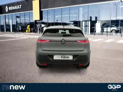Photo 8 Renault Megane  E-Tech Electric EV60 130ch Evolution ER super charge -B