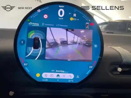 Photo 42 Mini Cooper Gén. IV (/F66/J01) Ph1 Essential 3