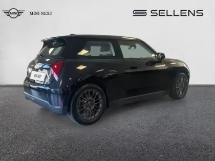 Photo 16 Mini Cooper Gén. IV (/F66/J01) Ph1 Essential 3