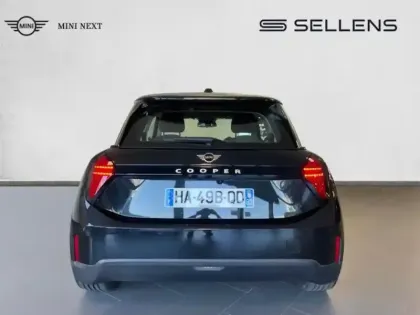 Photo 41 Mini Cooper Gén. IV (/F66/J01) Ph1 Essential 3