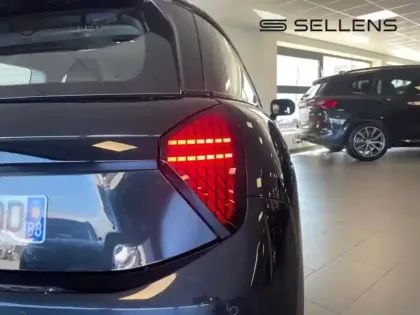 Photo 24 Mini Cooper Gén. IV (/F66/J01) Ph1 Essential 3