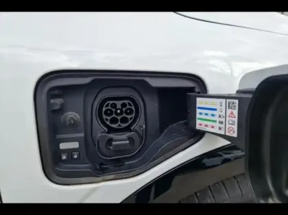 Photo 14 Renault Megane  E-Tech Electric EV60 220ch Iconic super charge -B