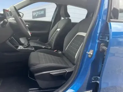 Photo 6 Citroën C3  1.2 Turbo 100ch PLUS