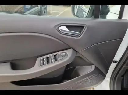 Photo 14 Renault Clio  1.6 E-Tech 145ch full hybrid Evolution