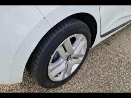 Photo 6 Renault Clio  1.6 E-Tech 145ch full hybrid Evolution