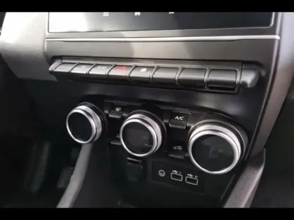 Photo 10 Renault Clio  1.6 E-Tech 145ch full hybrid Evolution