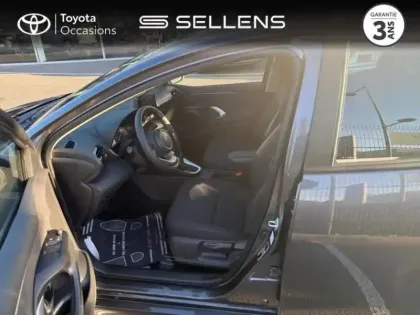 Photo 10 Toyota Yaris  116h Dynamic 5p MY25