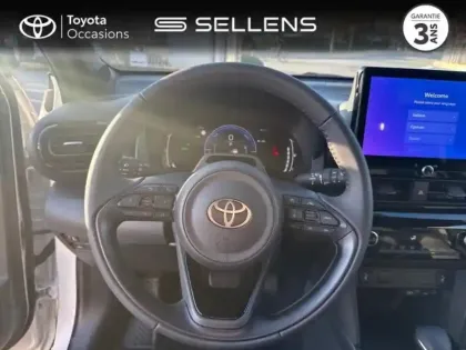 Photo 14 Toyota Yaris  116h Design 5p MY25