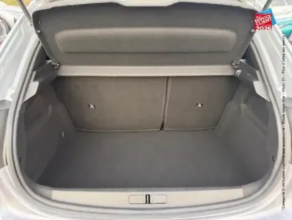 Photo 28 Peugeot 208  1.5 BlueHDi 100ch S/S Active CarPlay