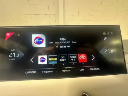 Photo 12 DS DS 3  Crossback BlueHDi 130ch Rivoli Automatique