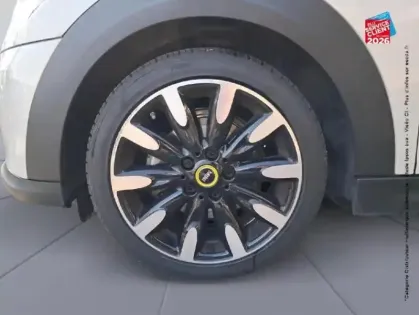 Photo 24 Mini Mini Gén. III (F56) Ph3 Edition Premium 3