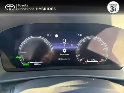 Photo 13 Toyota C-HR  1.8 Hybride 140ch Design MY25