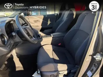 Photo 10 Toyota C-HR  1.8 Hybride 140ch Design MY25