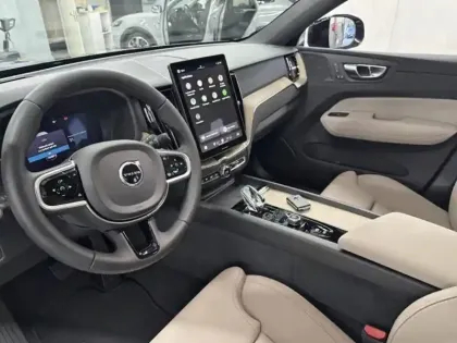 Photo 12 Volvo Xc60  T6 Hybride Rechargeable 350ch Plus Style Dark Geartronic 8 AWD