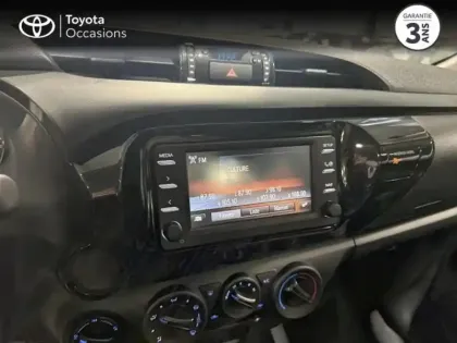 Photo 8 Toyota Hilux  2.4 D-4D 150ch X-Tra Cabine LeCap 4WD RC23