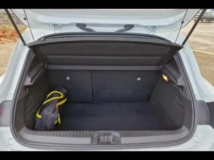 Photo 11 Renault Clio  1.6 E-Tech hybride 140ch Intens -21N