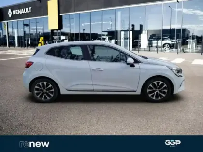 Photo 6 Renault Clio  1.6 E-Tech hybride 140ch Intens -21N