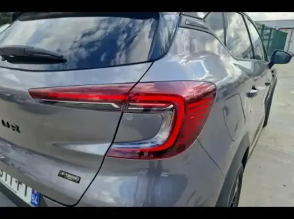 Photo 13 Renault Captur Gén. II (HJB) Ph1 NG E-Tech Engineered 5