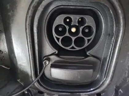 Photo 33 Peugeot 208  Electrique 50 kWh 136ch