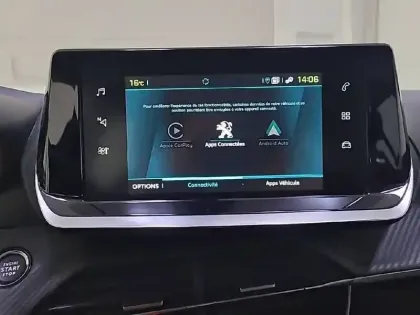 Photo 23 Peugeot 208  Electrique 50 kWh 136ch