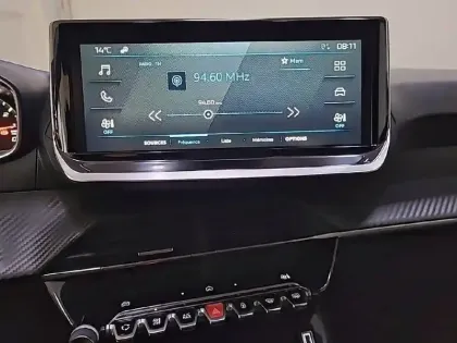 Photo 18 Peugeot 208  PureTech 100 S&S BVM6