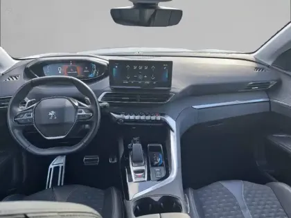 Photo 27 Peugeot 3008  Hybrid 225 e-EAT8