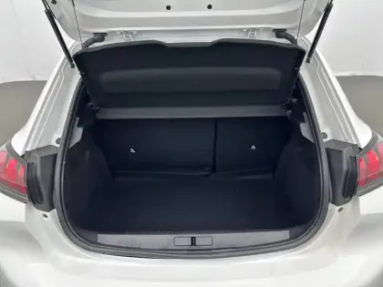 Photo 5 Peugeot 208  Electrique 50 kWh 136ch
