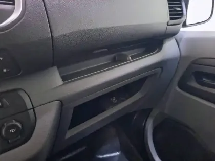 Photo 58 Fiat Scudo  FOURGON BLUEHDI 180 XL S&S EAT8