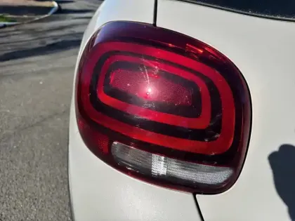 Photo 16 Citroën C3  PureTech 83 S&S BVM5