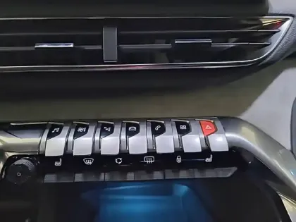 Photo 26 Peugeot 5008  BlueHDi 180ch S&S EAT8