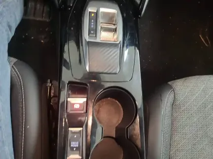 Photo 20 Peugeot 208  Hybrid 110 ch e-DCS6