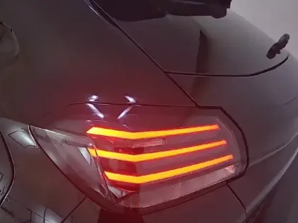 Photo 71 Peugeot 208  Hybrid 110 ch e-DCS6