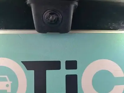 Photo 86 Peugeot 208  Hybrid 110 ch e-DCS6