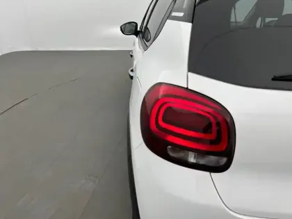 Photo 16 Citroën C3  BlueHDi 100 S&S BVM6