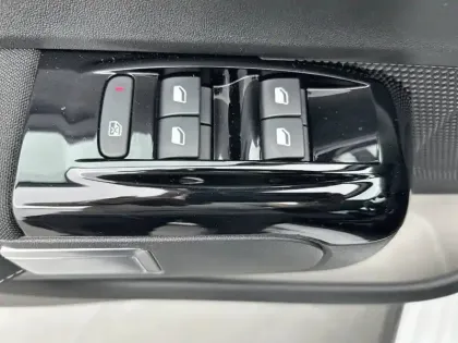 Photo 17 Citroën C3  BlueHDi 100 S&S BVM6