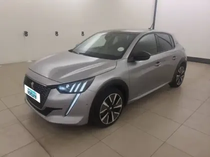 Photo 24 Peugeot 208  Electrique 50 kWh 136ch