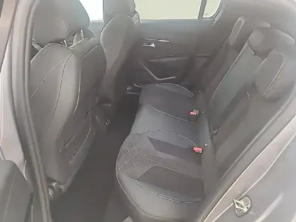 Photo 32 Peugeot 208  Electrique 50 kWh 136ch