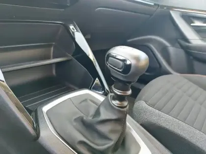 Photo 13 Peugeot 2008  BlueHDi 110 S&S BVM6