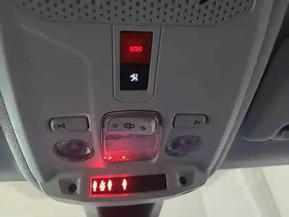 Photo 25 Peugeot 208 Gén. II Ph1 NG Allure Pack 5