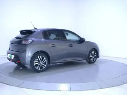 Photo 68 Peugeot 208  PureTech 100 S&S BVM6