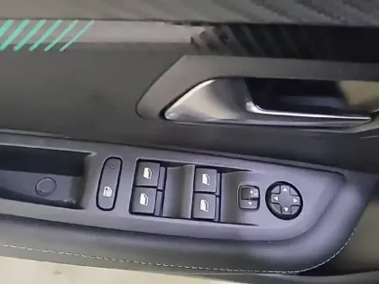 Photo 62 Peugeot 208 Gén. II Ph1 NG Allure Pack 5