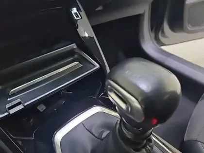 Photo 13 Peugeot 208 Gén. II Ph1 NG Allure Pack 5