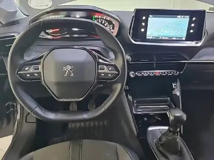 Photo 39 Peugeot 208 Gén. II Ph1 NG Allure Pack 5